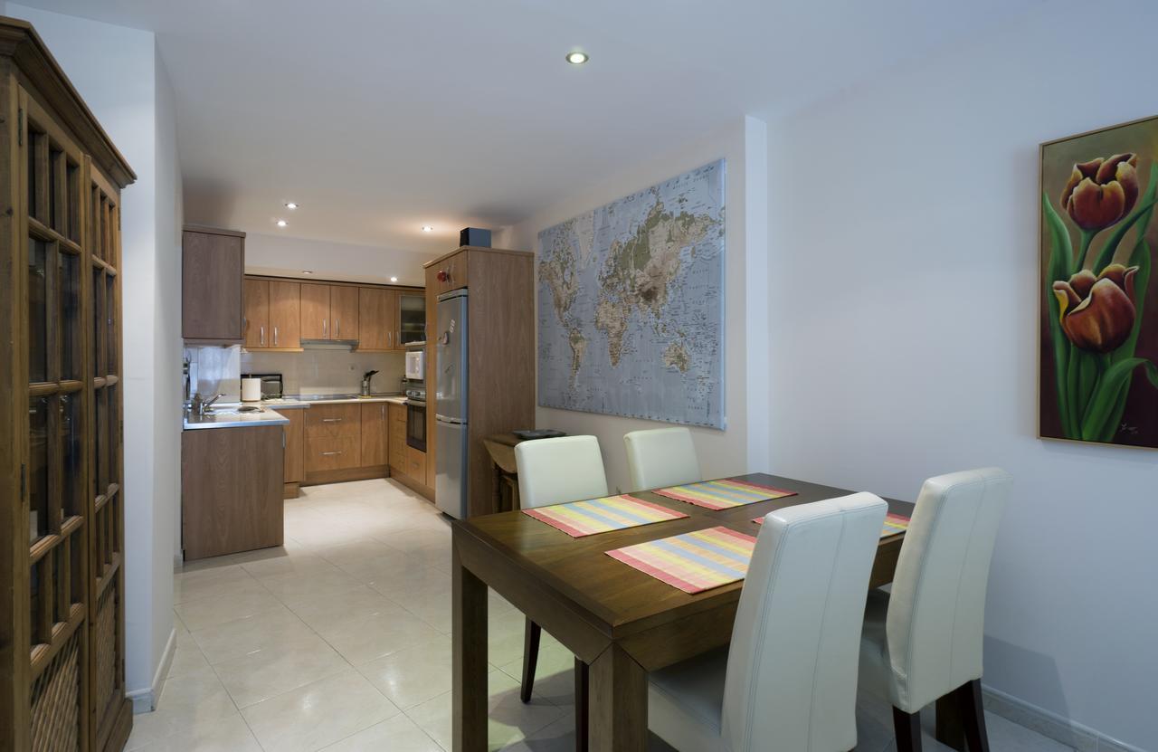 Ferienwohnung Plaza De Las Flores Málaga Exterior foto
